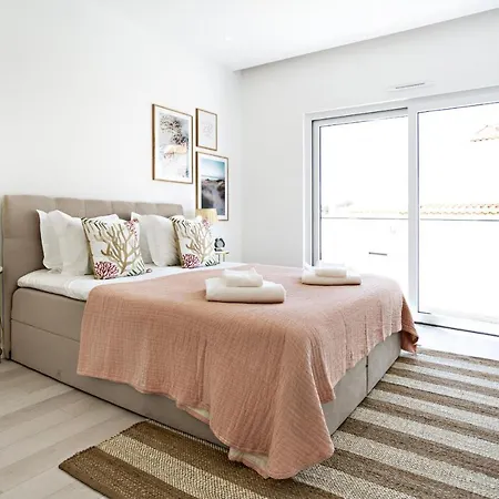 Special تافيرا